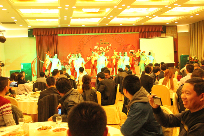 山东狗子28工程机械有限公司隆重举行2015年代理商年会